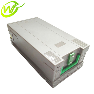 La máquina del cajero automático parte el casete de NCR con la conveniencia 4450689685 445-0689685 del TI