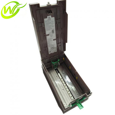 La máquina del cajero automático parte el casete de NCR con la conveniencia 4450689685 445-0689685 del TI