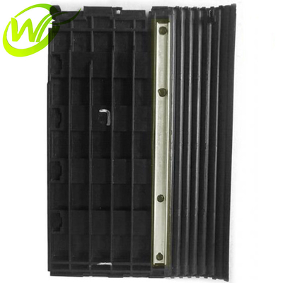 Puerta 49-208428000B 49208428000B del casete del rechazo de Diebold Opteva de las piezas de la máquina del cajero automático