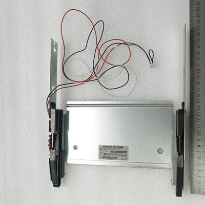 Presentador 1500XE AGT CMD-V4 FL horizontal 101m m 1750057875 de Wincor de las piezas del cajero automático