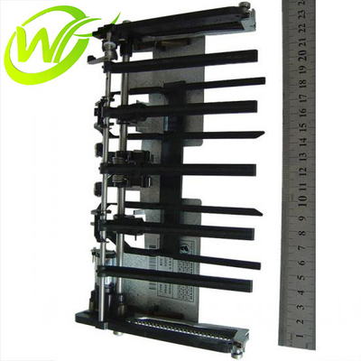 Abrazadera mecánica A007483 A00-7483 de DeLaRue NMD BCU 101 de los recambios del cajero automático